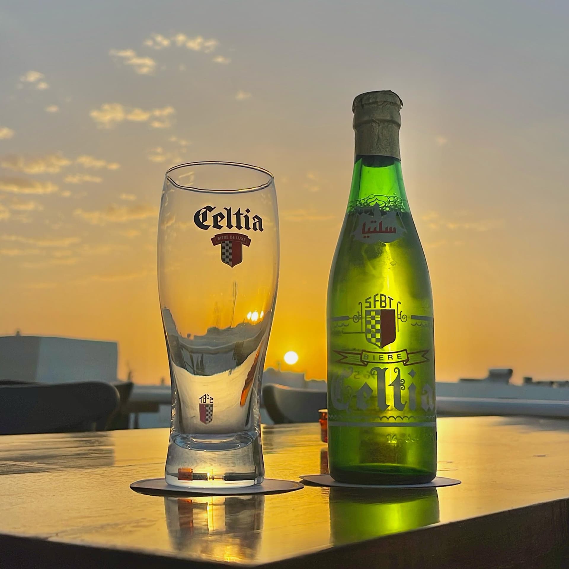 Sunset ritual at La Tavla